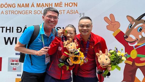 Quốc Khánh và Thuý Vi hạnh phúc ở kỳ SEA Games cuối cùng